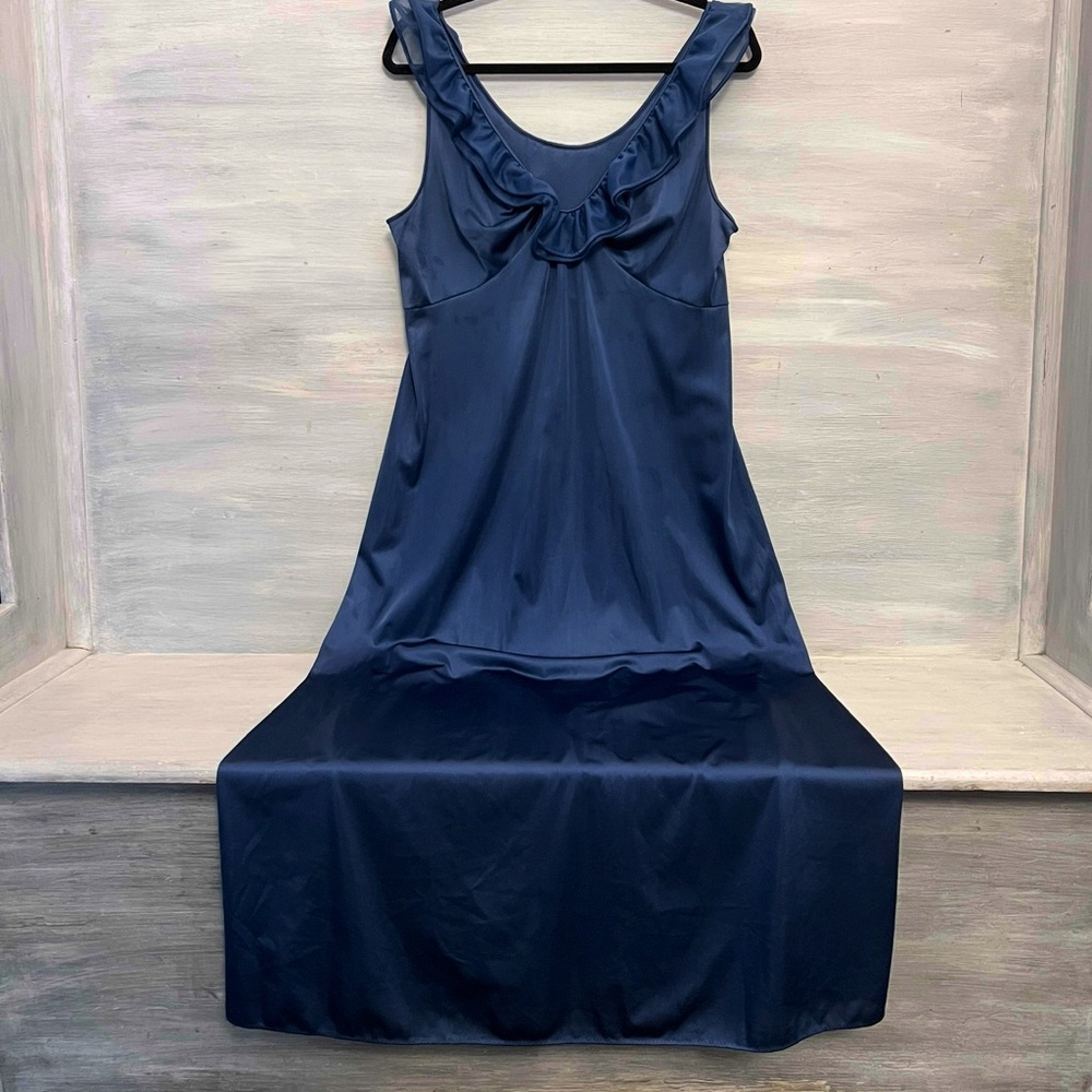Vintage Shadowline Navy Blue Ruffle‎ Neckline Full Length Night Gown Medium GC